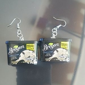 Mini brands breyers oreo earrings